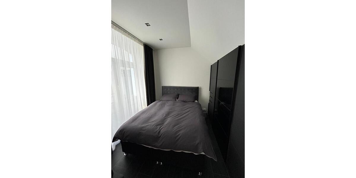 Etagenwohnung Düsseldorf Stadtbezirk 3 - 1 Zimmer, 60 m&sup2;, 1.450&euro; | Angebot:25656487