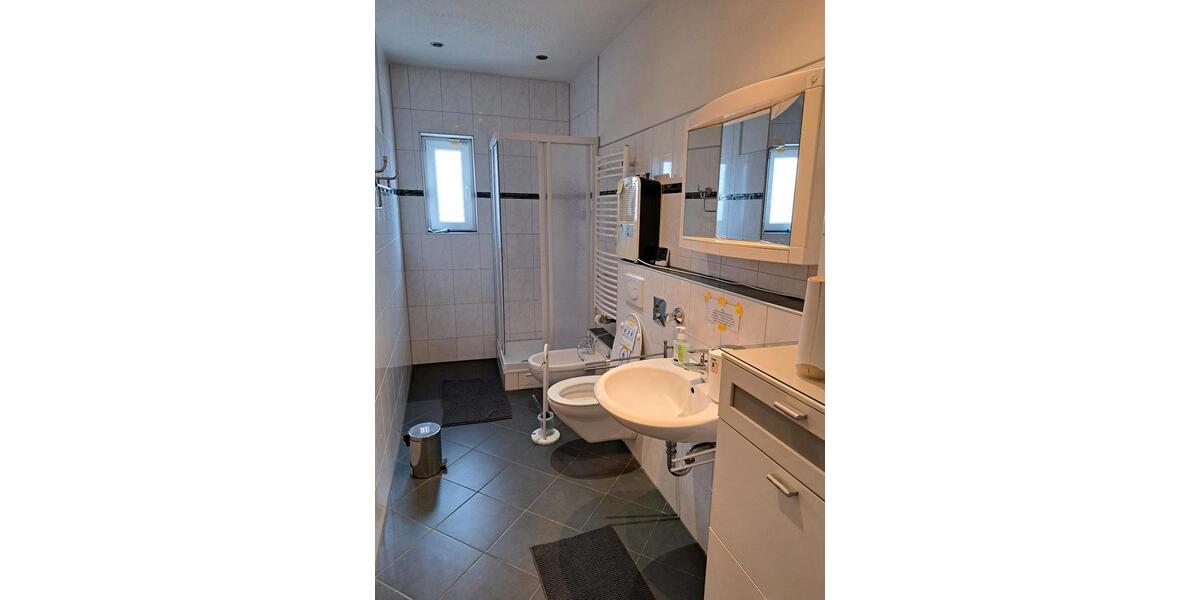 Etagenwohnung Leverkusen - 1 Zimmer, 20 m&sup2;, 550&euro; | Angebot:25900258