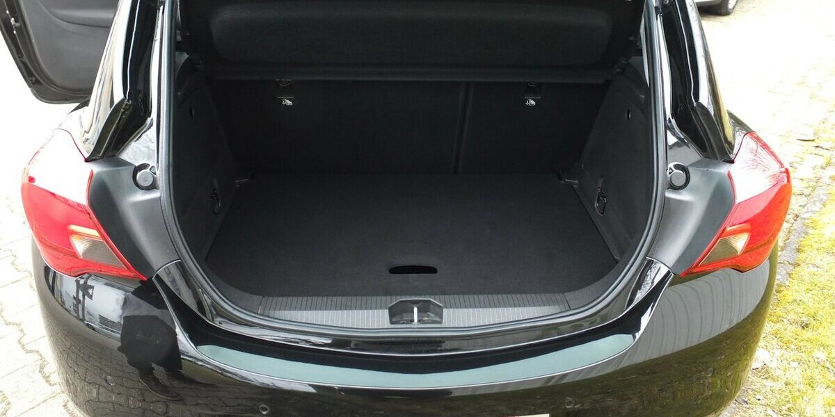 Opel Corsa ON ecoFlex PARKASSISTENT KLIMAANLAGE 100.000 km 8.304 &euro; Köln 50858