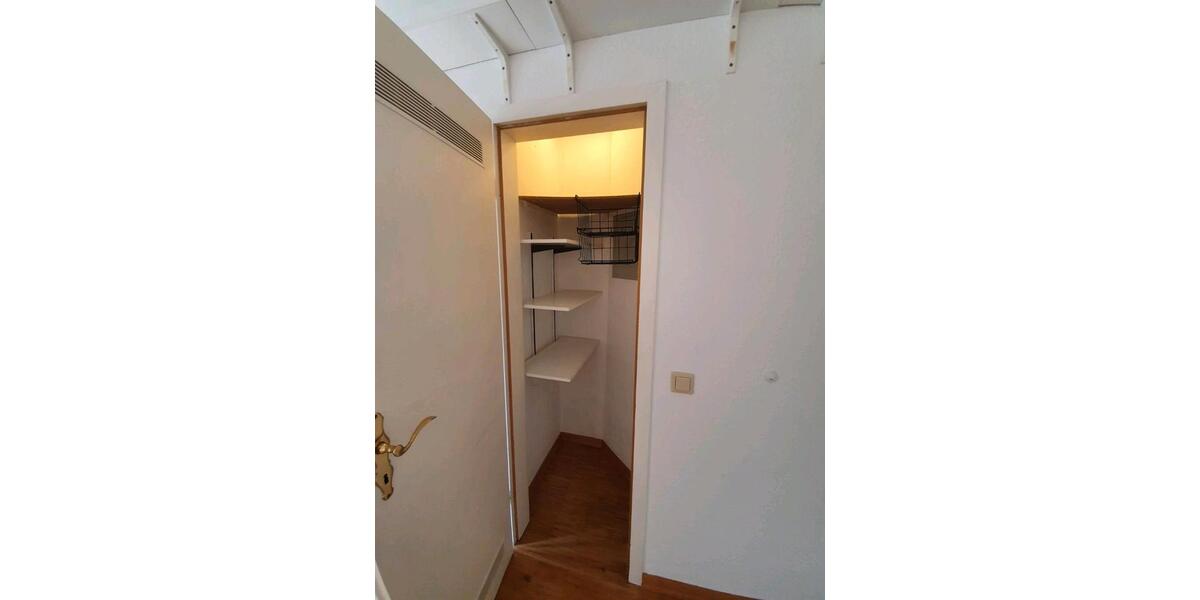 Etagenwohnung Köln Kalk - 1 Zimmer, 31 m&sup2;, 219.000&euro; | Angebot:26716089