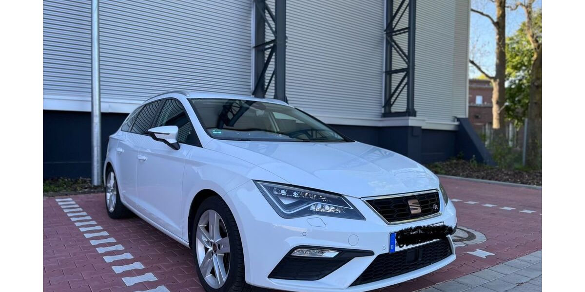 Seat Leon 98.000 km 16.750 &euro; Solingen 42659