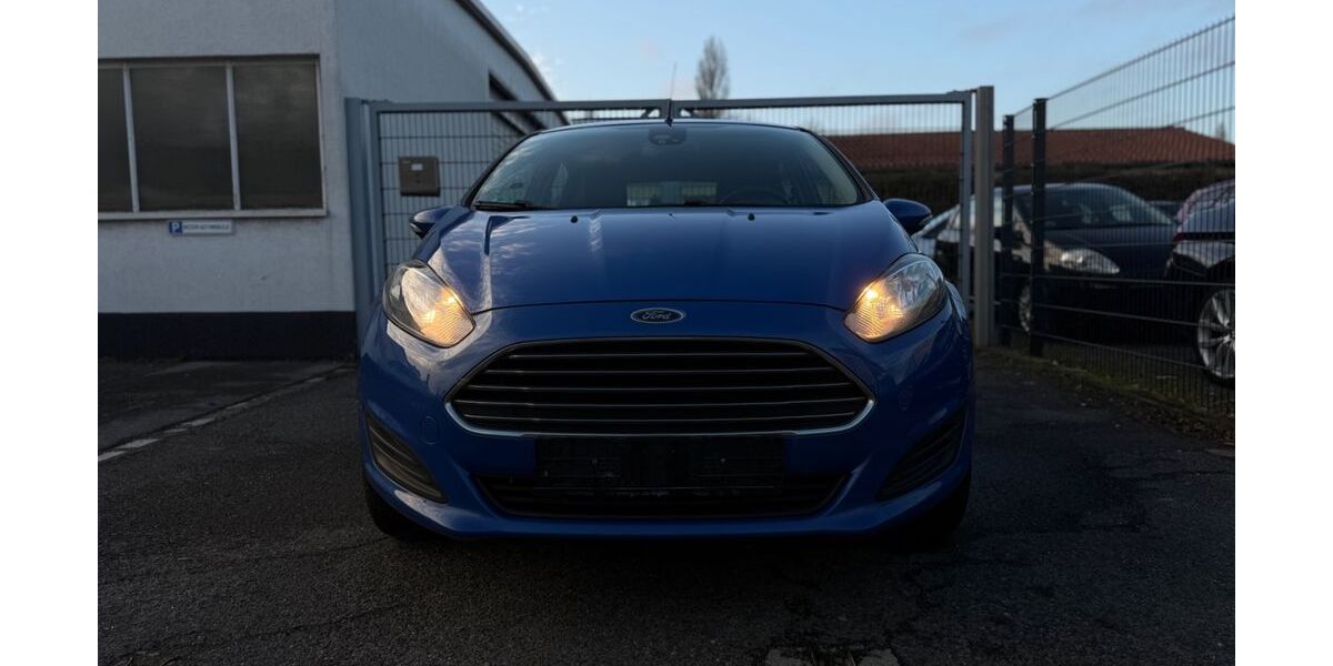Ford Fiesta 117.685 km 5.299 &euro; Leverkusen 51381