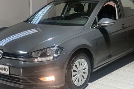 VW Golf 122.707 km 11.470 &euro; Köln 50739