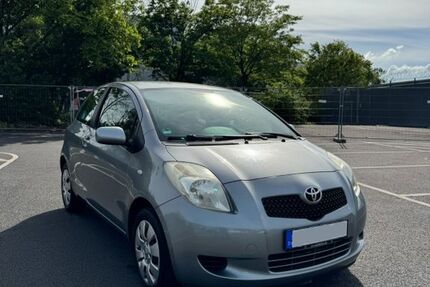 Toyota Yaris 133.900 km 2.300 &euro; Köln 51149