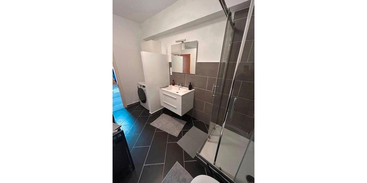 Etagenwohnung Hürth - 3 Zimmer, 111 m&sup2;, 1.400&euro; | Angebot:25355980