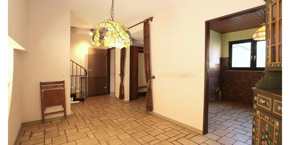 Reihenmittelhaus Dormagen / Hackenbroich Hackenbroich - 5 Zimmer, 141 m&sup2;, 349.000&euro; | Angebot:25777116