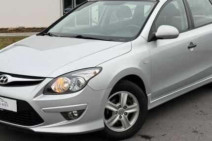 Hyundai i30 100.000 km 5.999 &euro; Köln (Ostheim) 51107