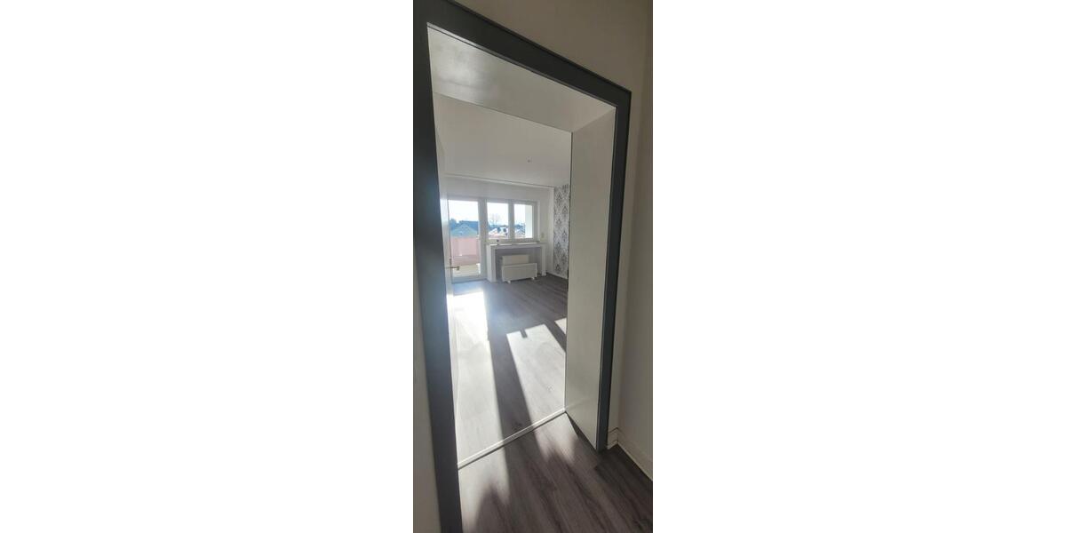 Etagenwohnung Ratingen Lintorf - 2 Zimmer, 66 m&sup2;, 200.000&euro; | Angebot:25653947