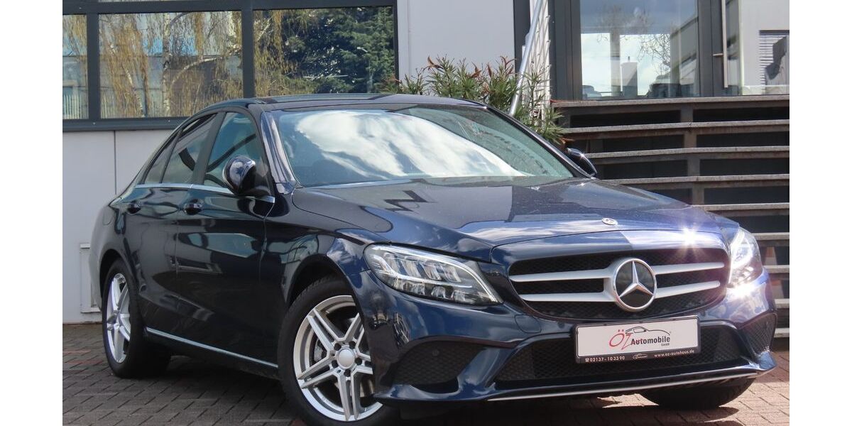 Mercedes-Benz C 220 98.662 km 24.900 &euro; Neuss 41469