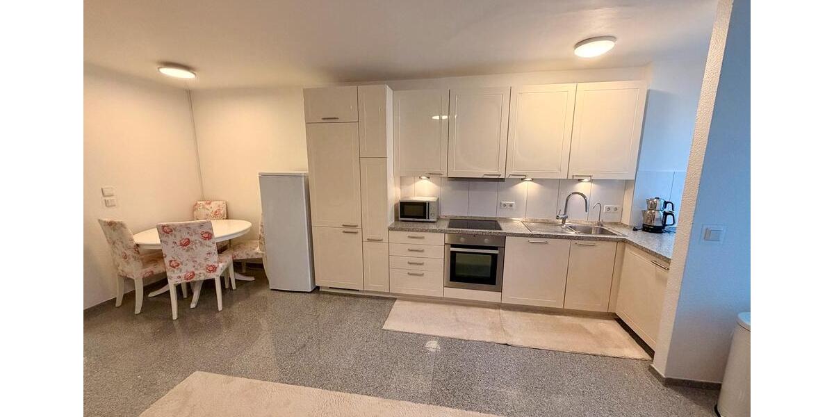 Etagenwohnung Düsseldorf Stadtbezirk 8 - 2 Zimmer, 51 m&sup2;, 1.000&euro; | Angebot:25304057