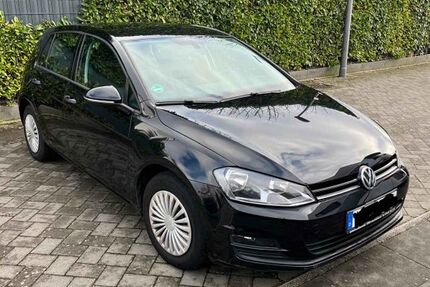 VW Golf 81.530 km 10.500 &euro; Köln 50859