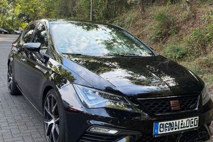 Seat Leon 92.000 km 22.590 &euro; Köln 50739