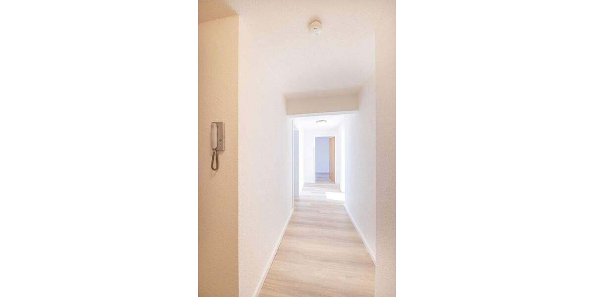 Etagenwohnung Düsseldorf Flingern Nord - 2 Zimmer, 82 m&sup2;, 1.360&euro; | Angebot:25745721