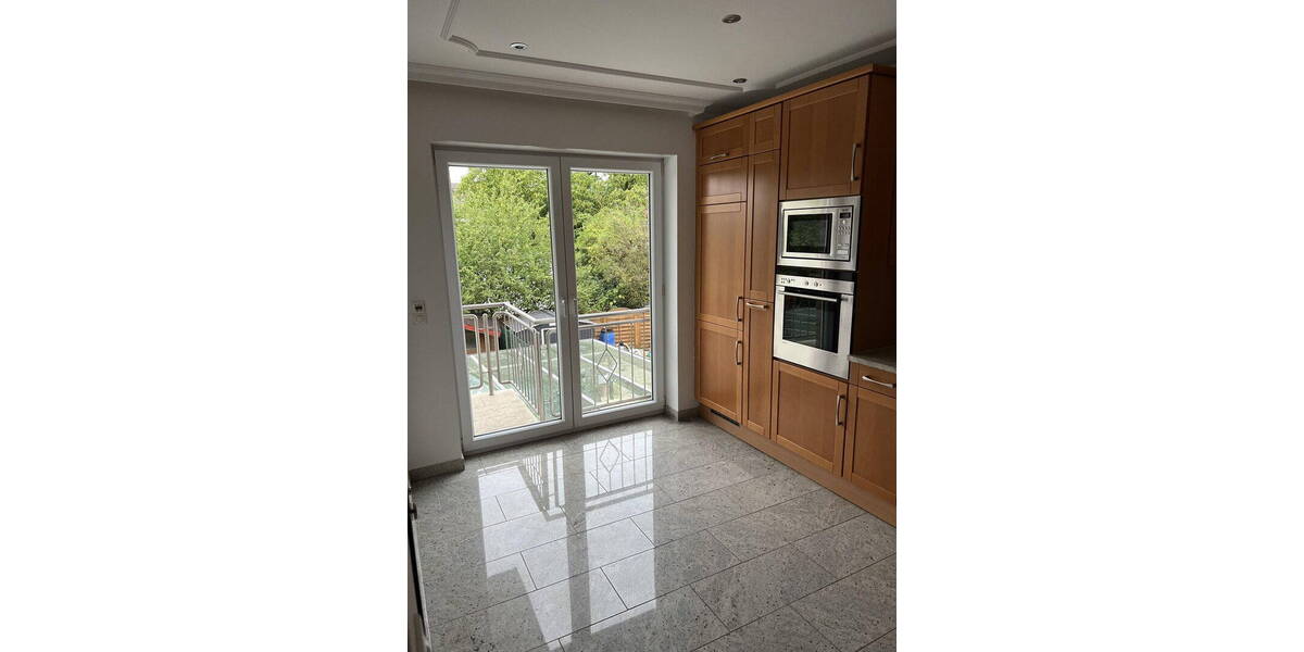 Etagenwohnung Köln Volkhoven/Weiler - 3 Zimmer, 83 m&sup2;, 1.350&euro; | Angebot:25969777