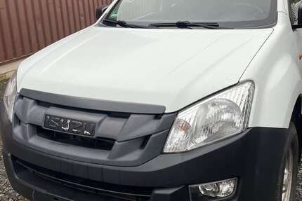 Isuzu D-Max 248.000 km 10.700 &euro; Elsdorf 50189