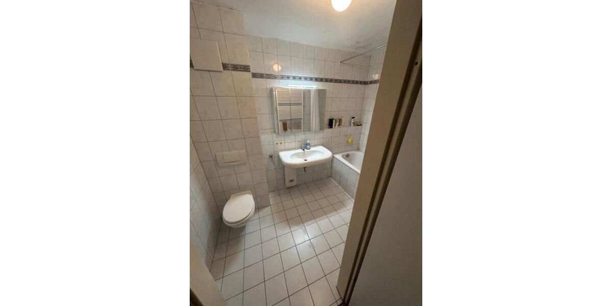 Etagenwohnung Köln Nippes - 1 Zimmer, 11 m&sup2;, 500&euro; | Angebot:25645308