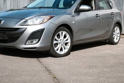 Mazda 3 245.000 km 3.490 &euro; Düsseldorf 40231