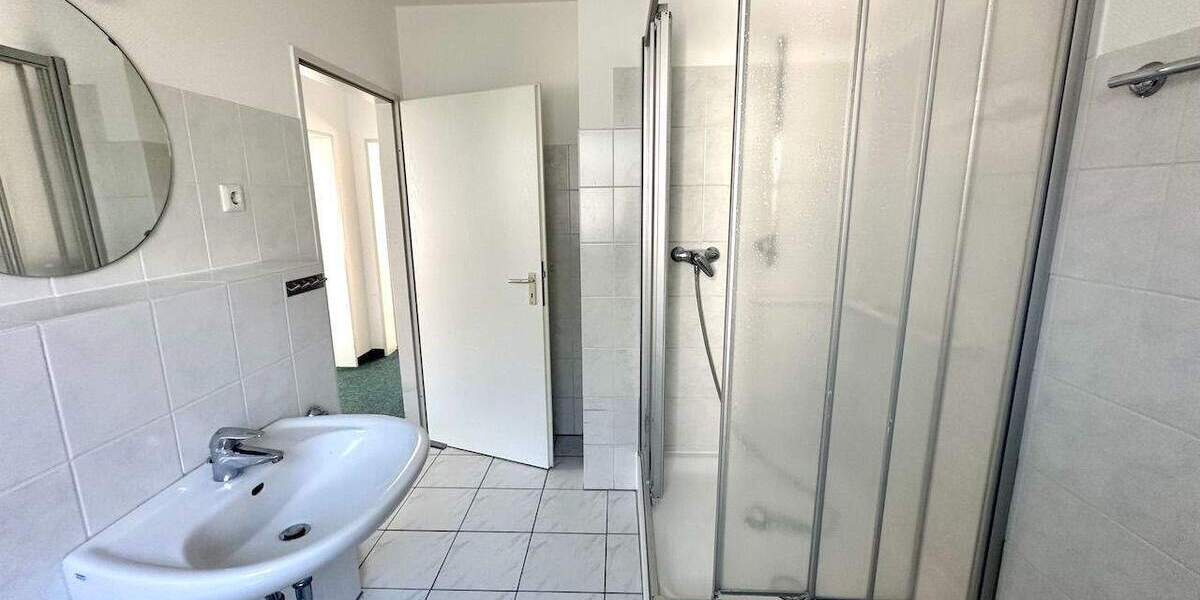 Etagenwohnung Neuss Dreikönigenviertel - 3 Zimmer, 79 m&sup2;, 298.000&euro; | Angebot:25909072