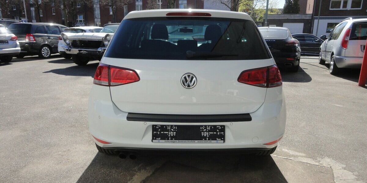 VW Golf Cup 1,4 BMT, DGS, Klimatr.SHZ.PDC V+H 147.000 km 10.950 &euro; Neuss 41462
