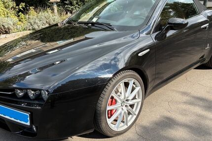 Alfa Romeo Spider 93.057 km 20.990 &euro; Düsseldorf 40213