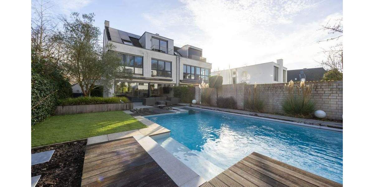 Doppelhaushälfte Neuss Gnadental - 7 Zimmer, 218 m&sup2;, 1.370.000&euro; | Angebot:25738398