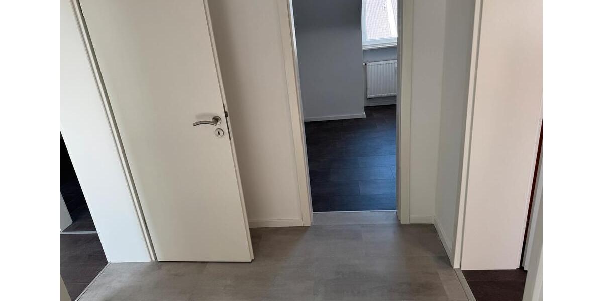 Maisonettenwohnung Leverkusen Schlebusch - 6 Zimmer, 140 m&sup2;, 2.000&euro; | Angebot:25840817