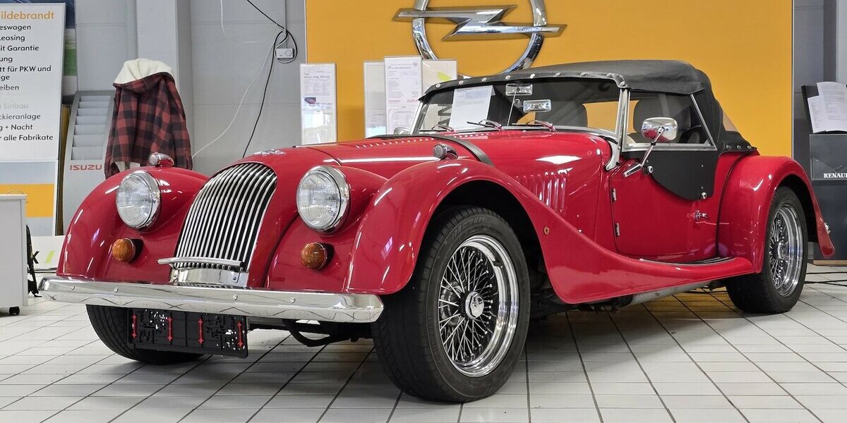 Morgan Plus 8 17.227 km 47.750 &euro; Wermelskirchen 42929