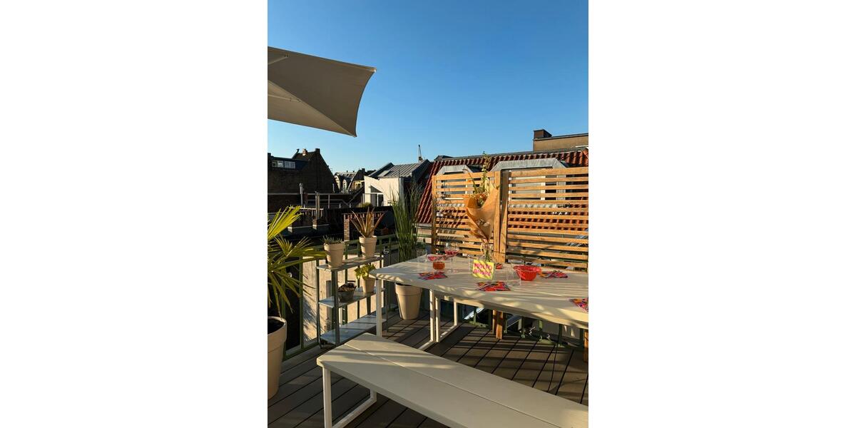 Dachgeschoßwohnung Köln Ehrenfeld - 2 Zimmer, 50 m&sup2;, 1.200&euro; | Angebot:26664016