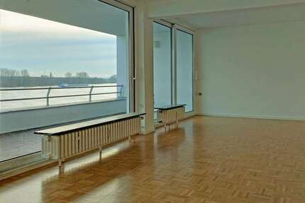 Wohnung Köln Rodenkirchen - 2 Zimmer, 93 m&sup2;, 1.300&euro; | Angebot:26714183