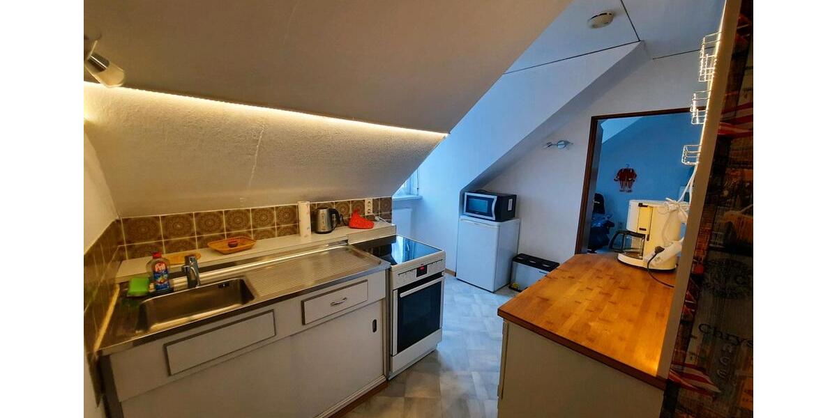 Dachgeschoßwohnung Leverkusen Bergisch Neukirchen - 1 Zimmer, 35 m&sup2;, 350&euro; | Angebot:26014790