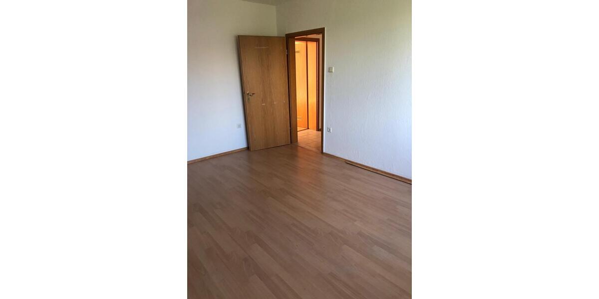 Etagenwohnung Remscheid - 3 Zimmer, 71 m&sup2;, 179.000&euro; | Angebot:26080133