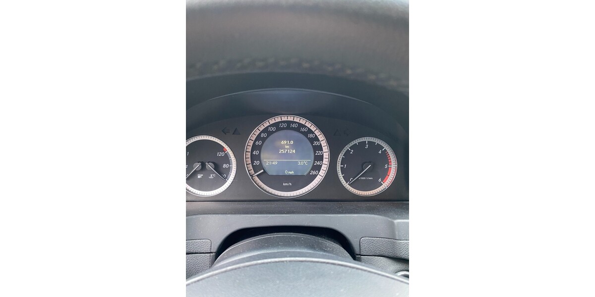 Mercedes-Benz C 200 257.000 km 5.999 &euro; Köln 50667