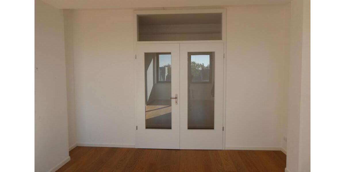 Etagenwohnung Köln Lindenthal - 4 Zimmer, 116 m&sup2;, 1.972&euro; | Angebot:25759359