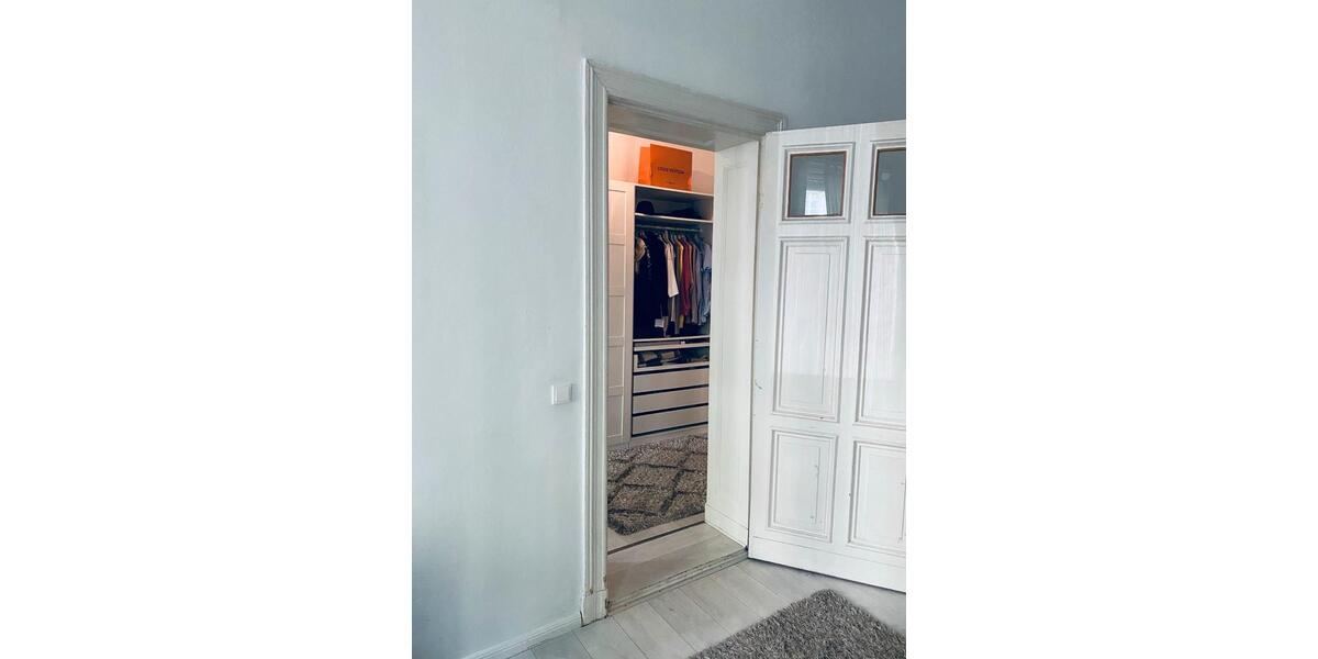 Erdgeschoßwohnung Köln Ehrenfeld - 3 Zimmer, 93 m&sup2;, 2.100&euro; | Angebot:25257663