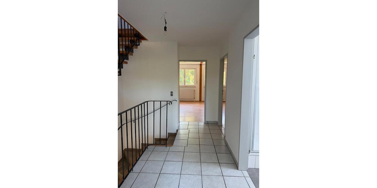 Doppelhaushälfte Bergisch Gladbach Paffrath - 5 Zimmer, 195 m&sup2;, 2.300&euro; | Angebot:26322264