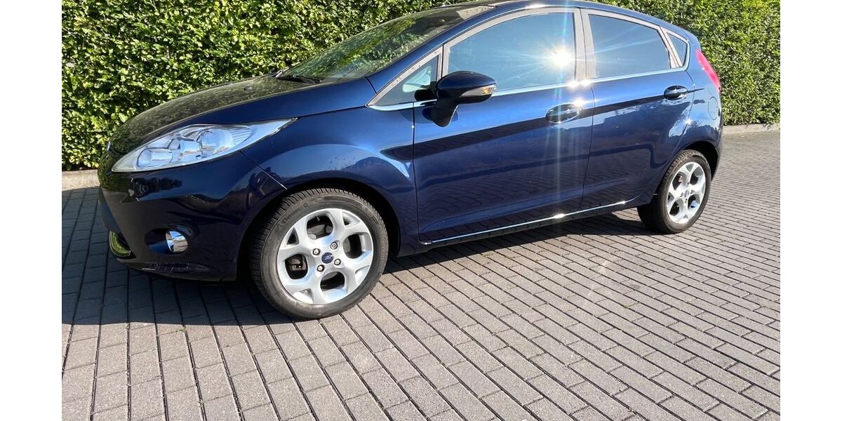 Ford Fiesta 129.000 km 4.399 &euro; Langenfeld 40764
