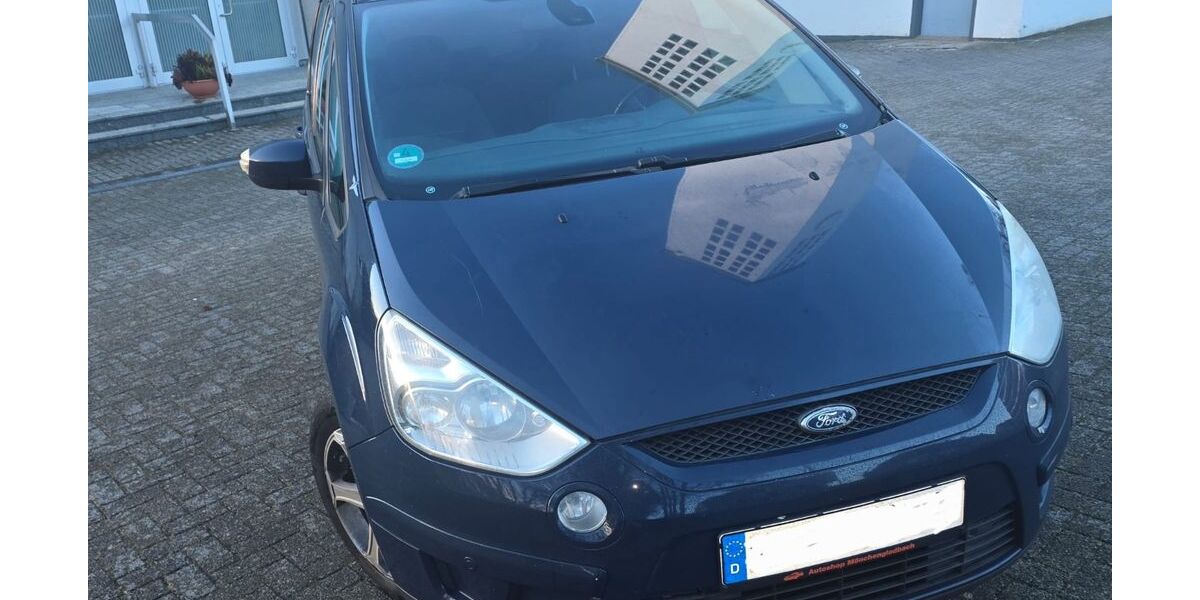 Ford S-Max 186.400 km 3.600 &euro; Remscheid 42859