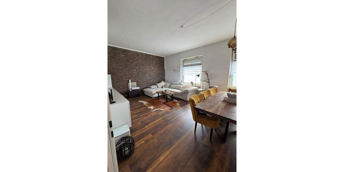 Etagenwohnung Hilden Kalstert - 3 Zimmer, 92 m&sup2;, 1.180&euro; | Angebot:25782120