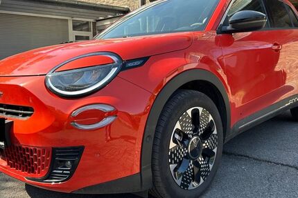 Fiat 600e 13.614 km 26.600 &euro; Bergisch Gladbach 51469