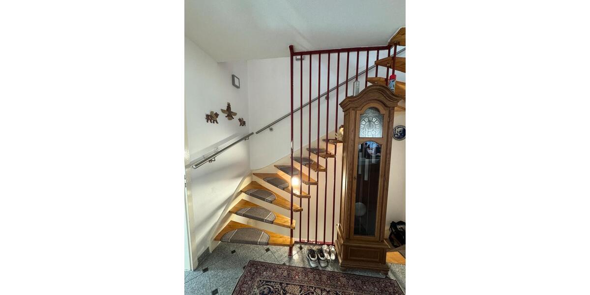 Einfamilienhaus Willich - 5 Zimmer, 430 m&sup2;, 2.800&euro; | Angebot:26645782