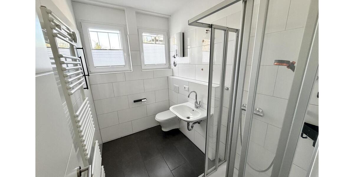 Erdgeschoßwohnung Leverkusen Schlebusch - 3 Zimmer, 96 m&sup2;, 895&euro; | Angebot:26020534