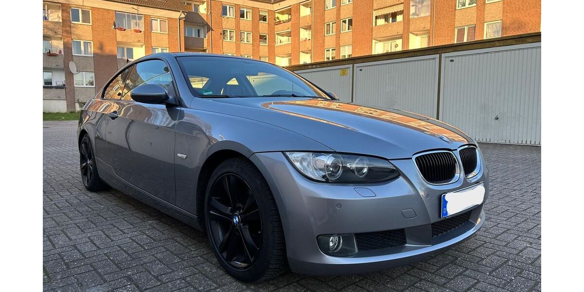 BMW 320 223.000 km 5.900 &euro; Neuss 41469
