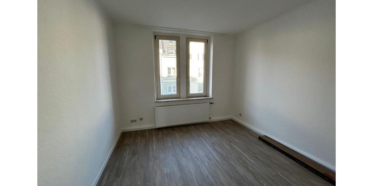 Etagenwohnung Düsseldorf Flingern Süd - 2.5 Zimmer, 85 m&sup2;, 1.395&euro; | Angebot:25519528
