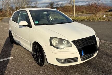 VW Polo 251.400 km 2.300 &euro; Köln 50859