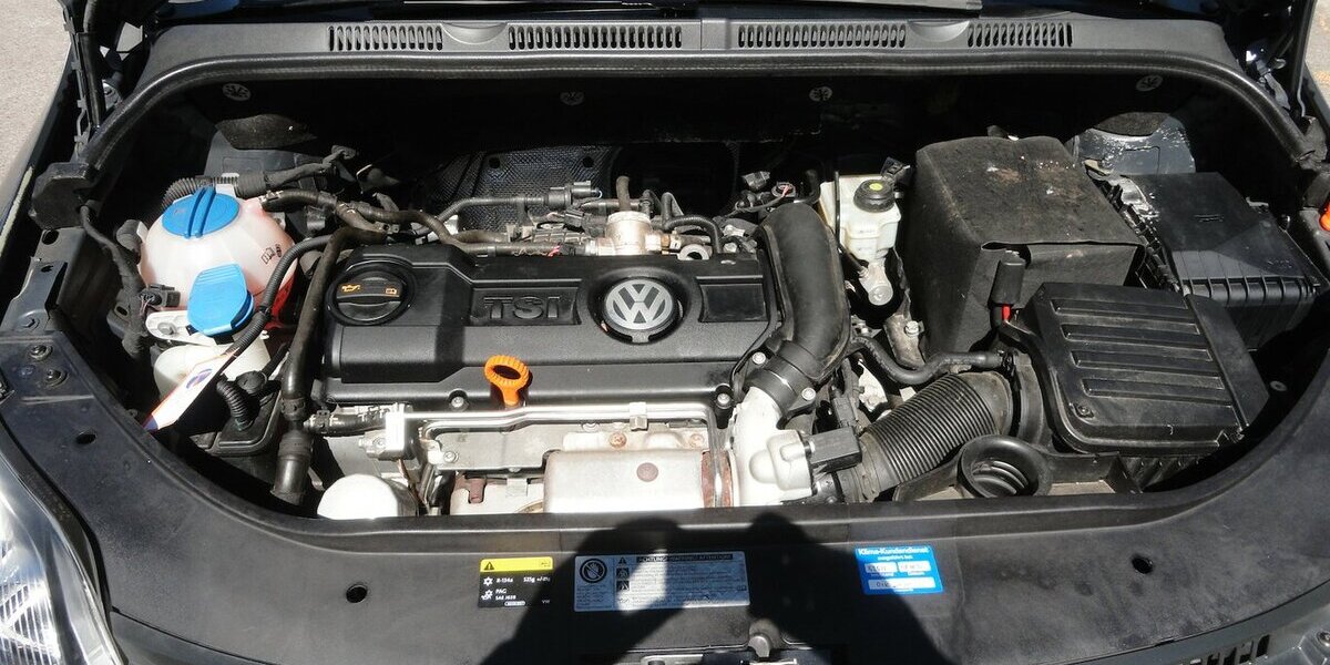 VW Golf Plus Match DSG,Klimatr.SHZ PDC G-S-Dach 58.000 km 10.950 &euro; Neuss 41462