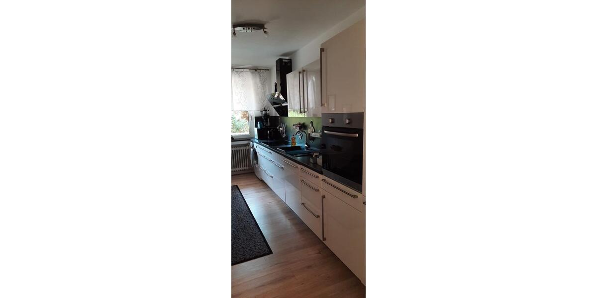 Etagenwohnung Meerbusch - 3 Zimmer, 75 m&sup2;, 1.250&euro; | Angebot:26521313