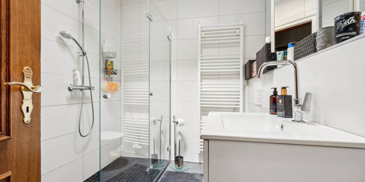 Gewerbeobjekt Grevenbroich / Kapellen Kapellen - 890.000&euro; | Angebot:25736800