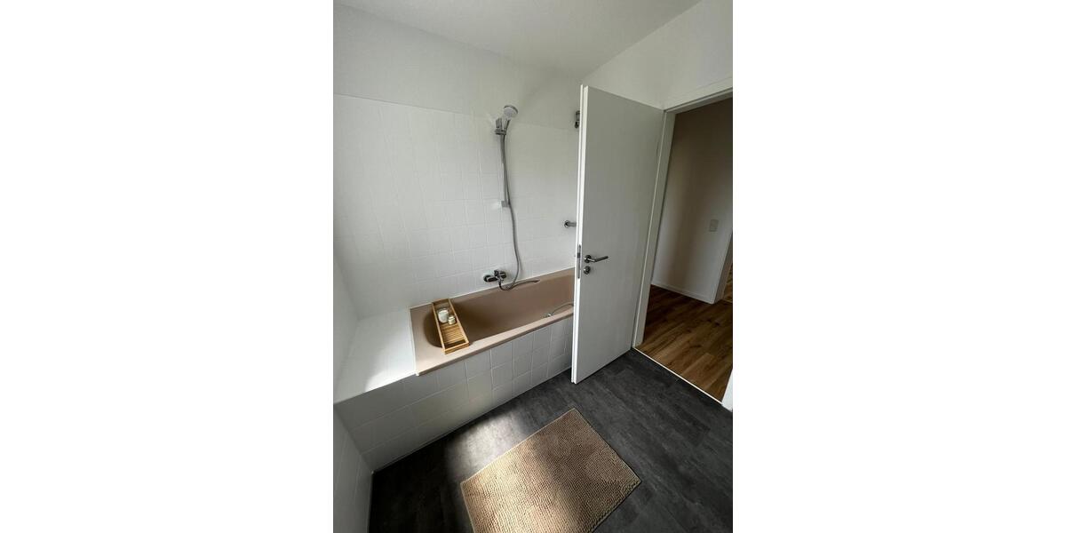 Etagenwohnung Leichlingen (Rheinland) - 3 Zimmer, 70 m&sup2;, 950&euro; | Angebot:25994043