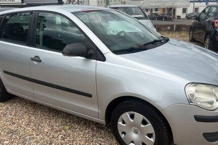 VW Polo 134.700 km 2.450 &euro; Leverkusen 51371