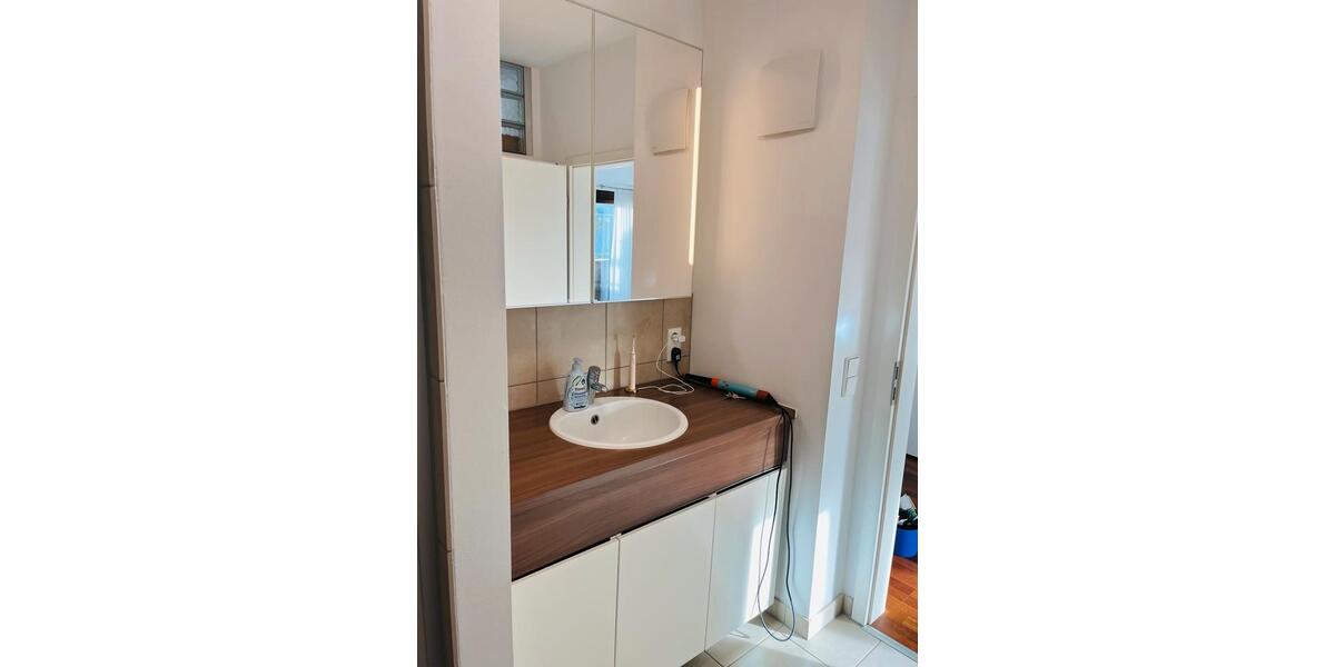 Etagenwohnung Düsseldorf Stadtbezirk 8 - 2 Zimmer, 56 m&sup2;, 1.300&euro; | Angebot:25392994